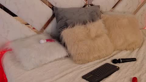 angeliepastori online show from February 21, 6:37 pm