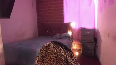 Angelina Rouse  online show from December 16, 11:27 am