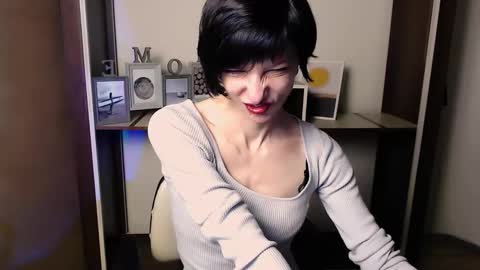 Angelina online show from December 17, 7:15 am