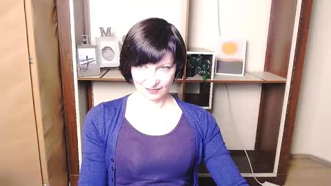 Angelina online show from April 17, 1:24 pm