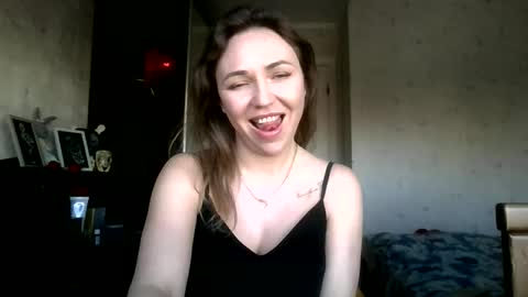 angelinalove28 online show from March 5, 8:56 am