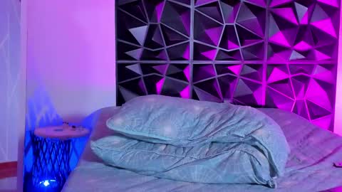 Angelique Murphy online show from March 2, 10:35 am