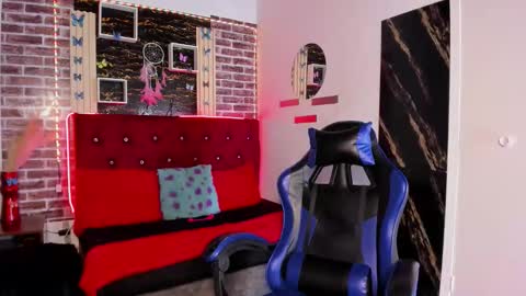 Angelitasexxxhot online show from November 26, 12:52 am