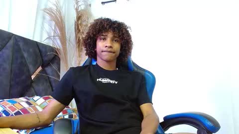 Angel online show from November 13, 9:06 pm