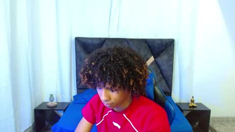 Angel online show from June 25, 9:09 pm