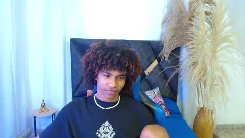 Angel online show from April 8, 8:56 pm