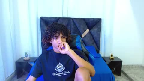 Angel online show from June 30, 9:35 pm