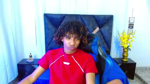 Angel online show from July 22, 9:06 pm