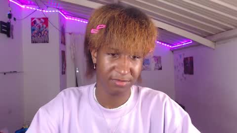 Danielle online show from December 22, 7:22 am