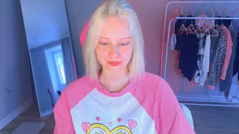 Cutie online show from July 14, 10:21 am