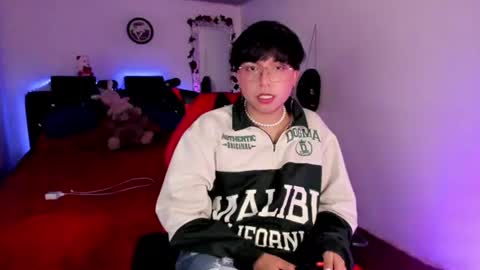 Angel  online show from June 11, 2:53 am