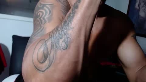 Snapshot of angelo_cox chatting on January 17, 12:31 pm angelo online show from January 17, 12:31 pm