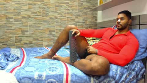 angelo_evans33 online show from January 19, 11:53 pm