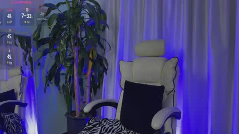 Angelo Ferro online show from April 19, 1:28 am