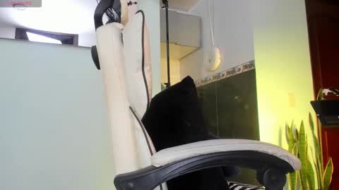 Angelo Ferro online show from March 24, 2:28 am