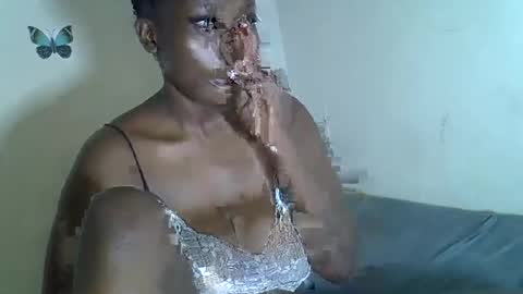 angelofsweetness online show from December 17, 8:15 pm