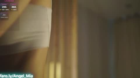 Nikki online show from March 16, 5:44 am