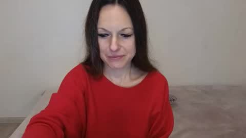 Giulia online show from February 13, 2:09 pm