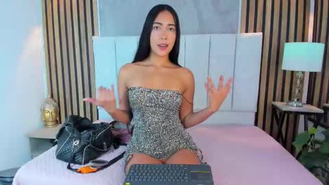 Angel  online show from November 4, 12:45 am