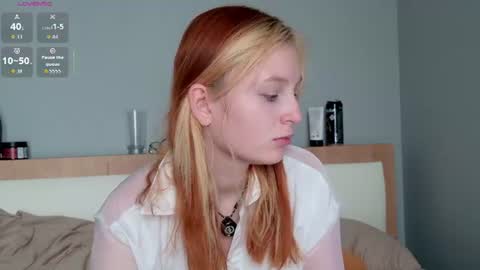angelwise online show from August 3, 3:08 am