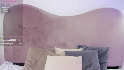 Snapshot of ania_mml chatting on February 19, 11:57 pm Ania online show from February 19, 11:57 pm