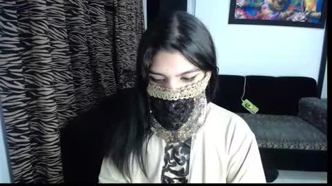 Anissa online show from December 18, 5:25 am