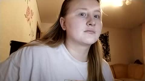 Anika online show from November 4, 4:52 pm