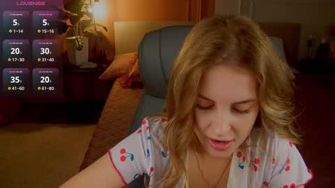 Anita online show from November 6, 1:19 am