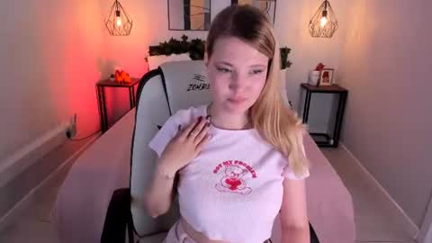 Anita online show from July 26, 9:29 am