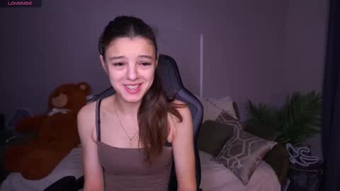 Anita online show from February 25, 7:45 am