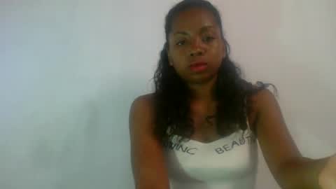 anitah01 online show from January 3, 5:50 am