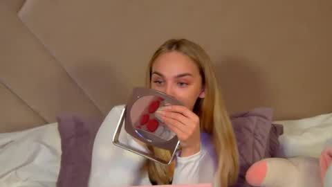 AnitaVenture online show from July 10, 10:42 am