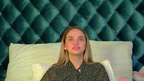 AnitaVenture online show from September 21, 5:11 am