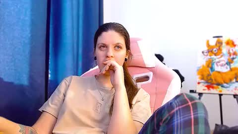 Ann online show from November 4, 11:00 am