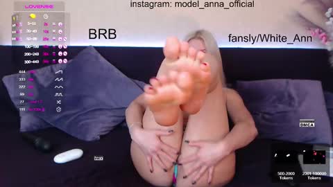 Snapshot of anna_bonbon chatting on February 25, 12:27 pm anna_bonbon online show from February 25, 12:27 pm