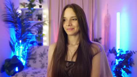 x Anna Leah x online show from July 18, 7:05 pm