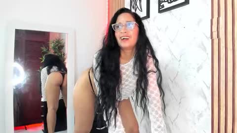 Annaarela online show from November 10, 12:19 pm