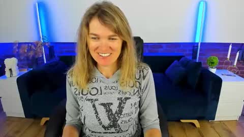 Annabel online show from September 20, 5:43 am