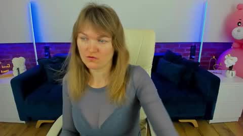 Annabel online show from January 18, 6:44 am