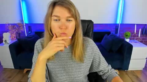 Annabel online show from September 18, 6:34 pm