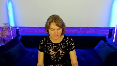 Annabel online show from October 13, 4:09 pm