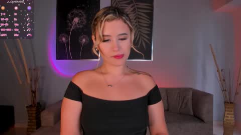 Anna Brooks  online show from September 10, 9:16 pm