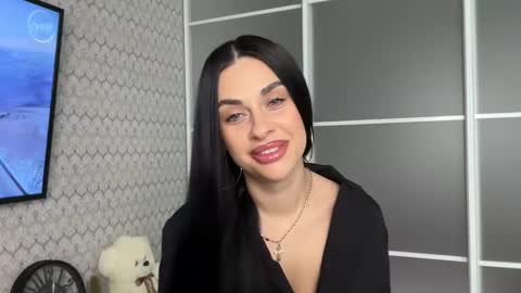 CLEOPATRA online show from January 17, 10:00 am