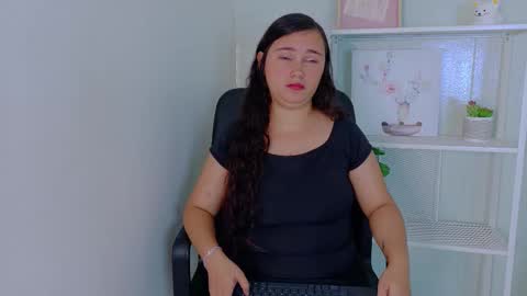 ANNA MORGAN  online show from December 18, 8:15 pm