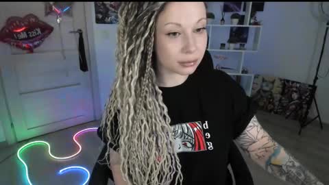 Anna online show from April 3, 8:16 pm