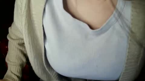 Bella online show from October 29, 7:47 pm