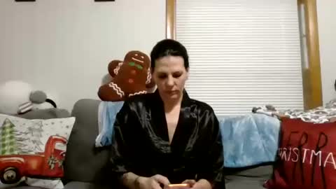 anne online show from November 6, 12:30 pm