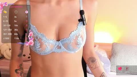 Anne online show from October 19, 11:09 pm