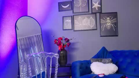 Anne online show from February 18, 6:02 am