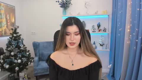 annetli online show from December 16, 7:09 pm